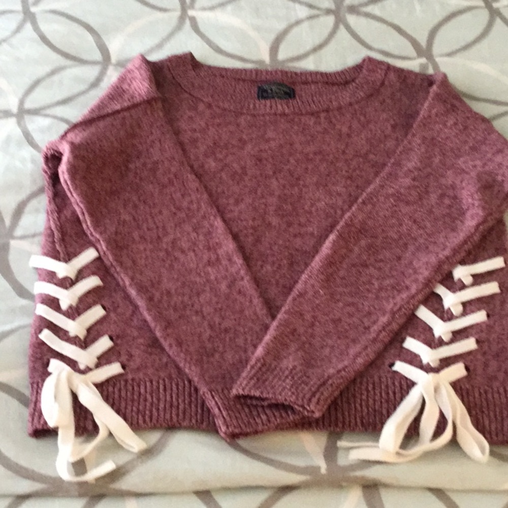 Abercrombie & Fitch Woman’s Sweater